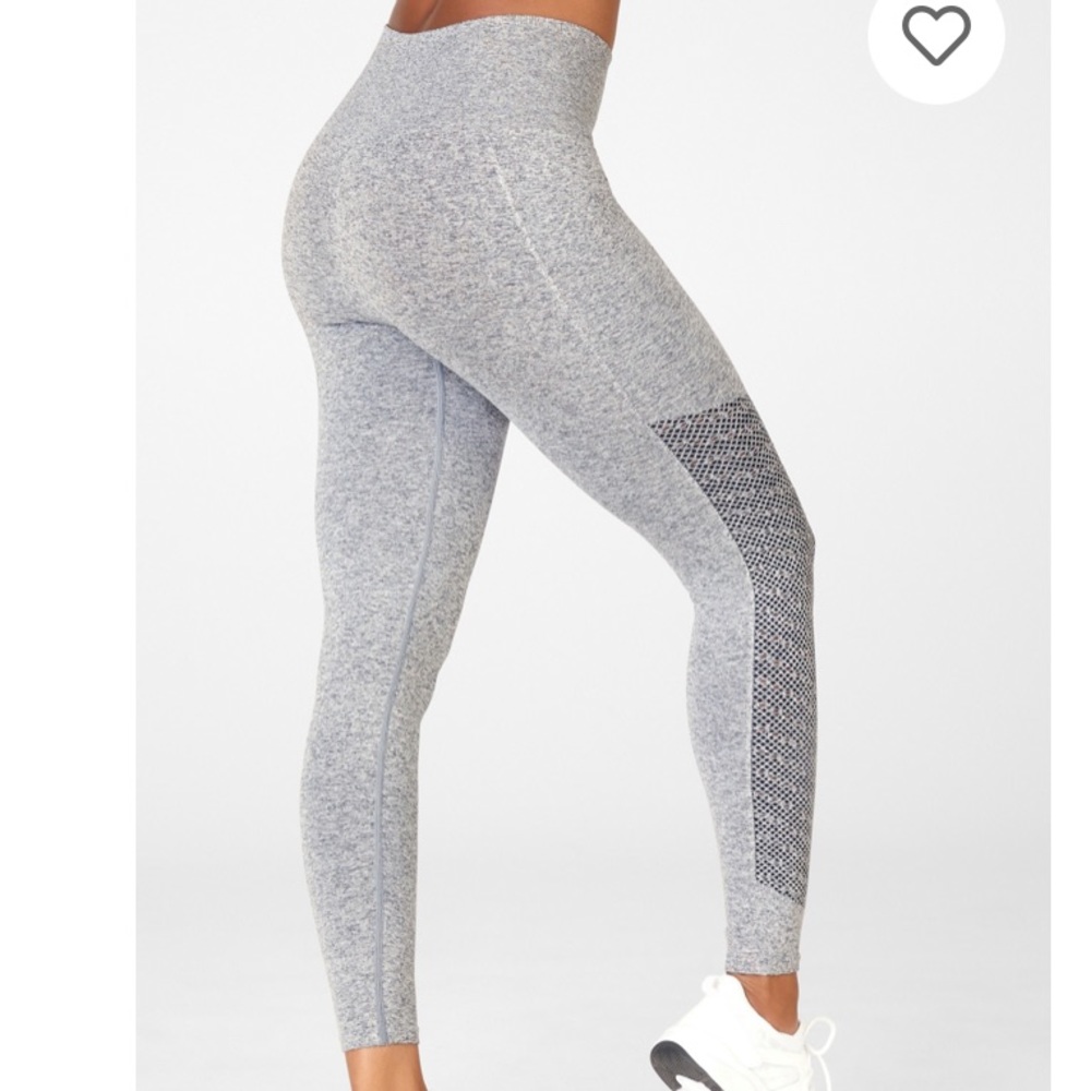 Fabletics Sync High-Waisted Perforated 7/8 leggings
